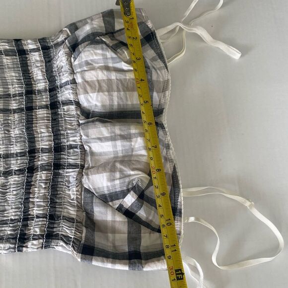 Bin A-2 #1New Tower u.s.a halter top - Picture 3 of 10